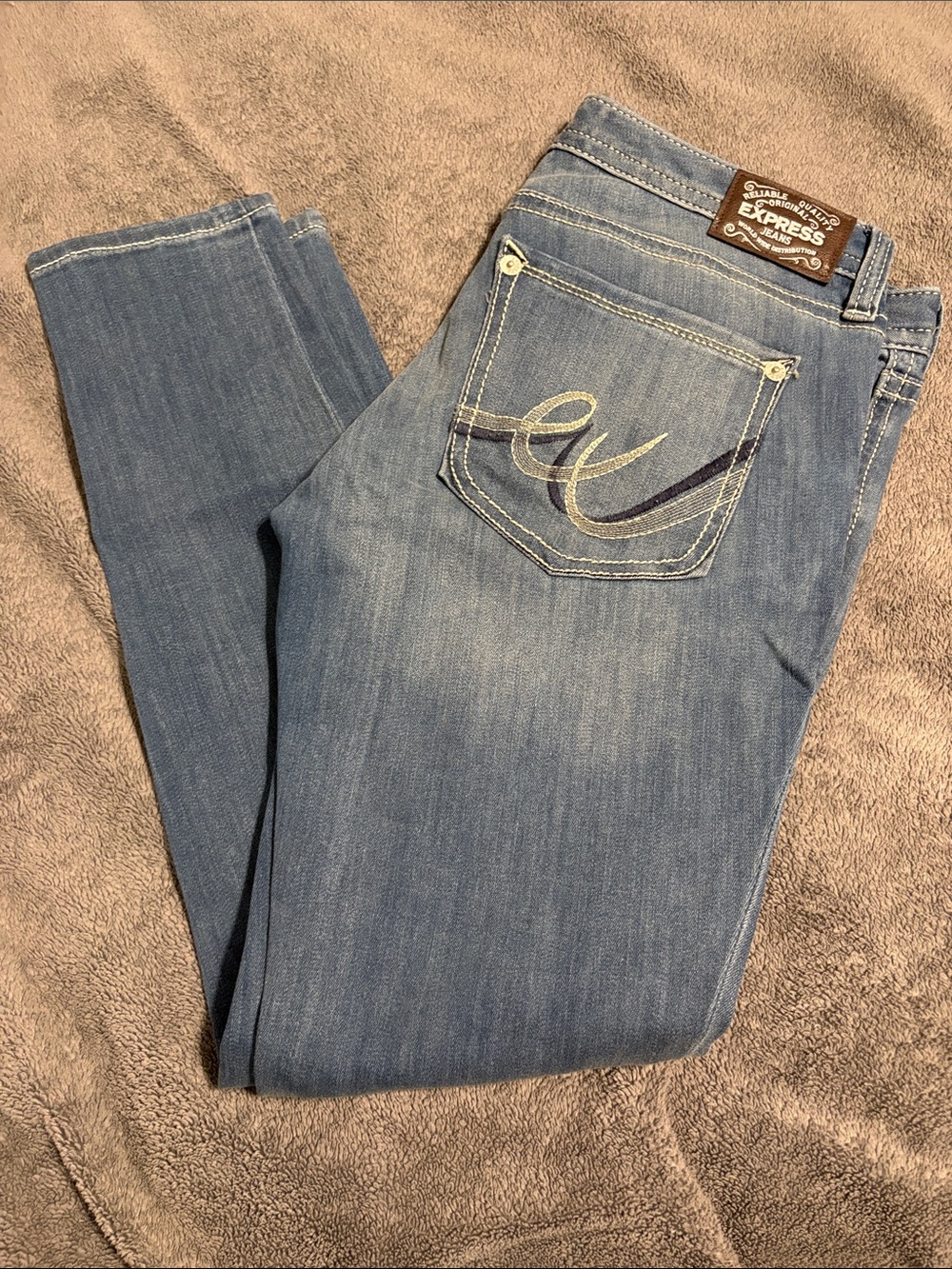 Express Women's Skinny Jeans in Light Blue Wash - 10R